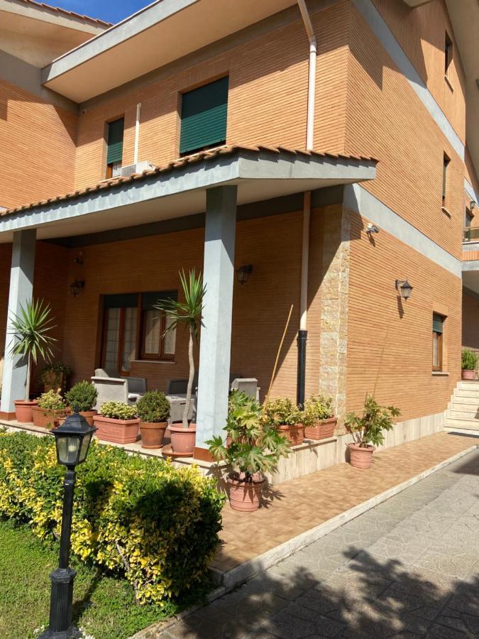 Villa Alma 피우미치노 외부 사진
